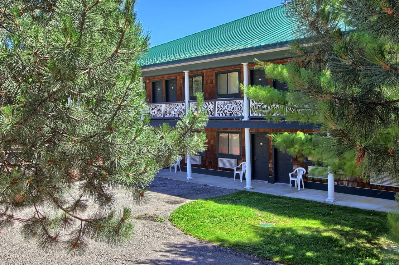 The Legend Cottage Inn Bellaire Экстерьер фото